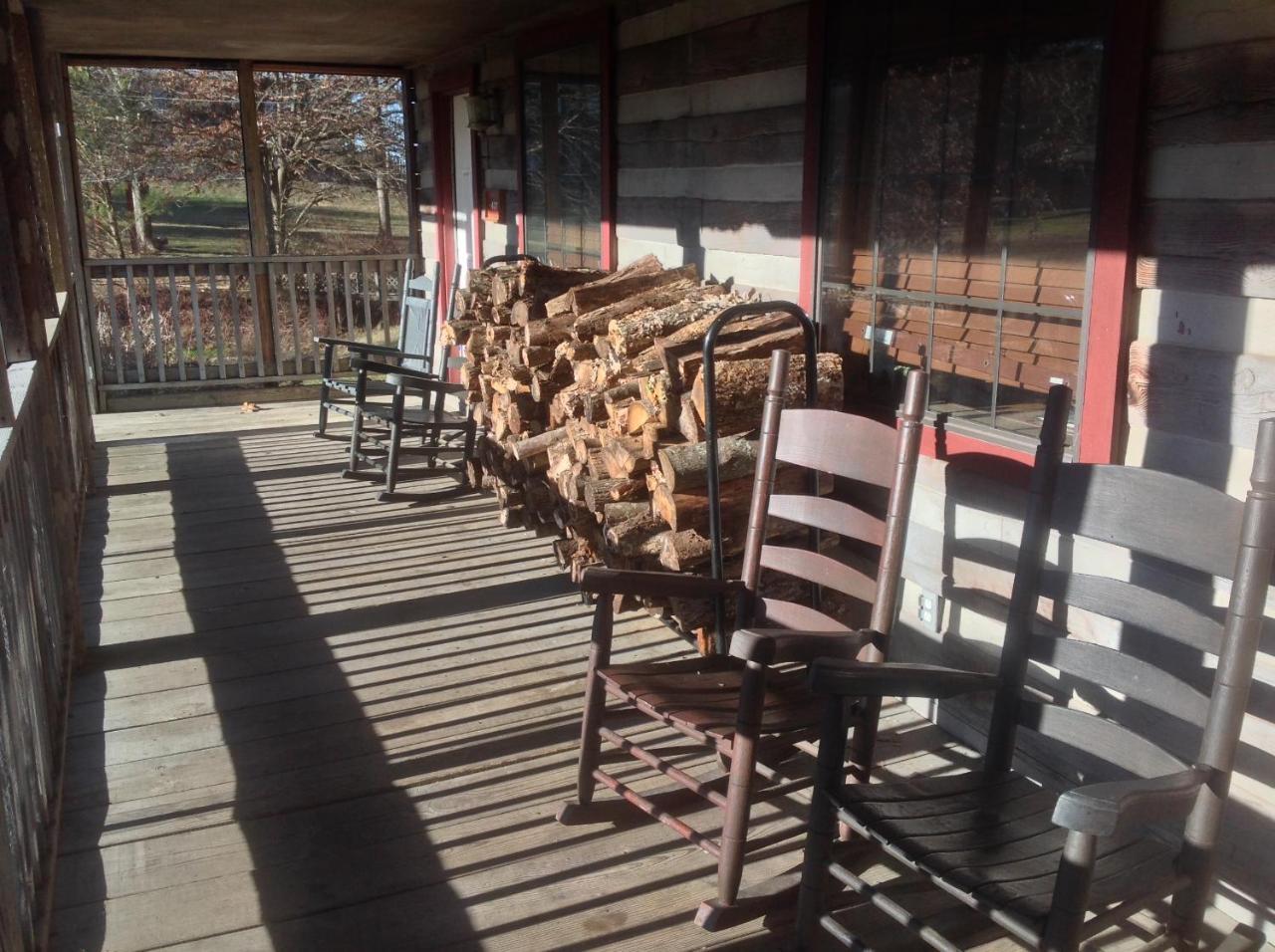 The Smoke House Lodge Монтигъл Екстериор снимка