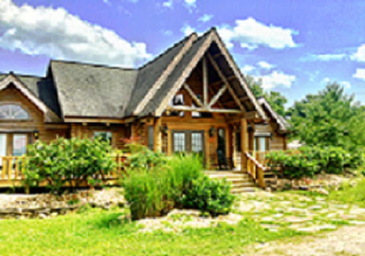 The Smoke House Lodge Монтигъл Екстериор снимка