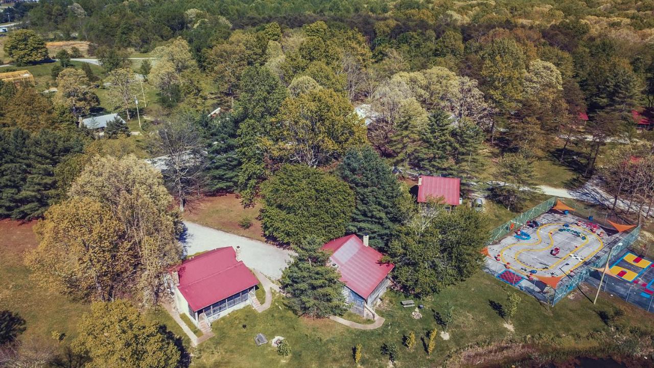 The Smoke House Lodge Монтигъл Екстериор снимка